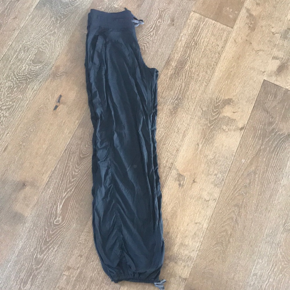 Lululemon dance studio pant - not lined